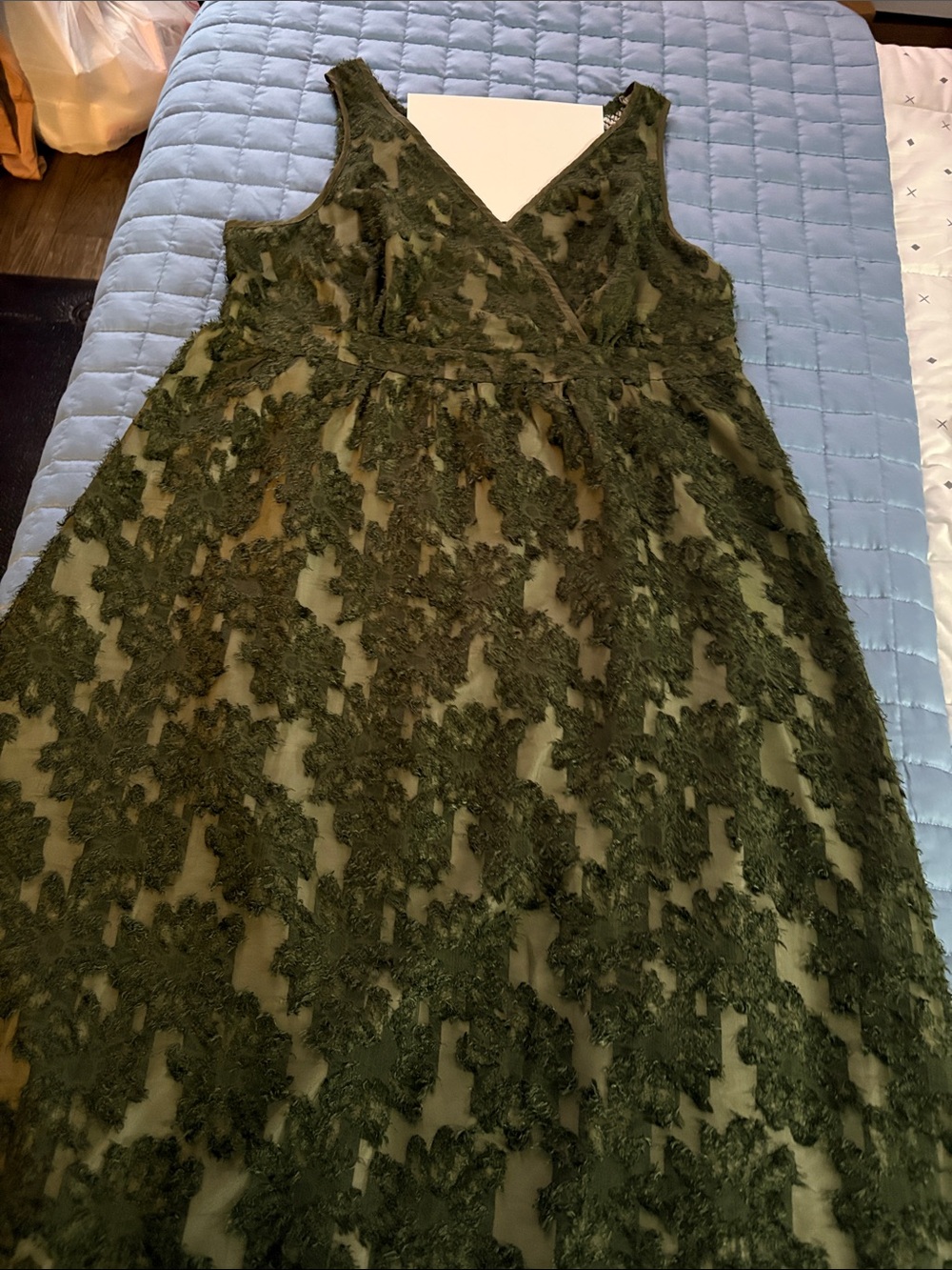 Sleeveless Olive Green Lace V-Neck A-Line Dress